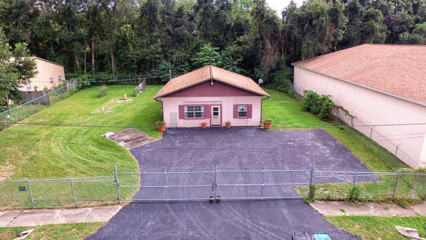 Contractors Office and Storage Yard!