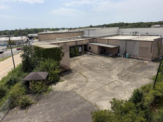 Industrial Property For Sale!