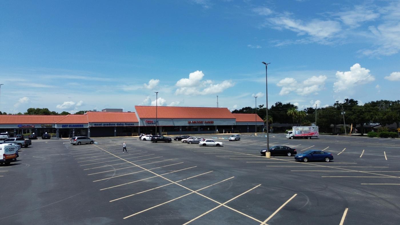 8500 sq ft SPACE (3) 2 ACRE GROUND LEASE OPT