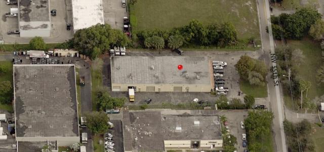 For Sale Office/Warehouse 1,472 SF