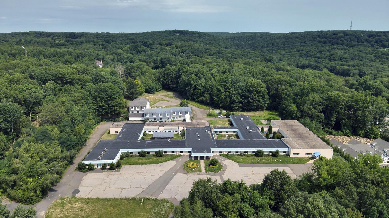 54,505± SF Senior Care Campus
