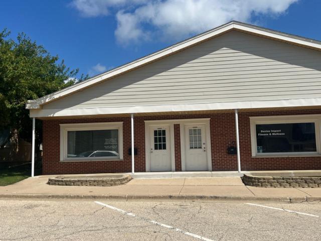 112-114 Cary St, Cary