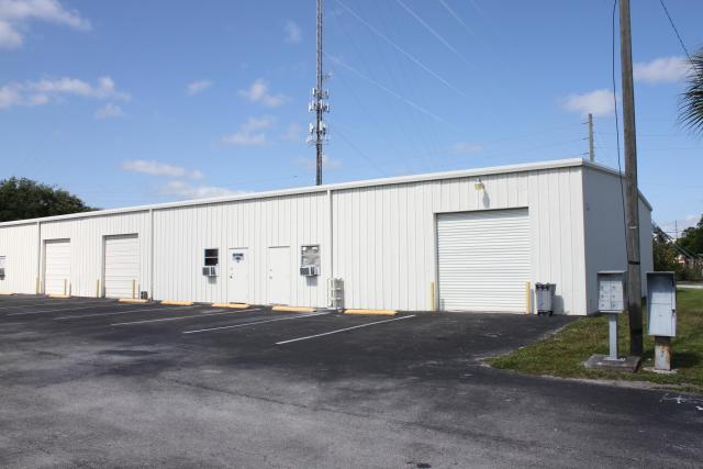 Fully Air-Conditioned Grade Level Warehouse