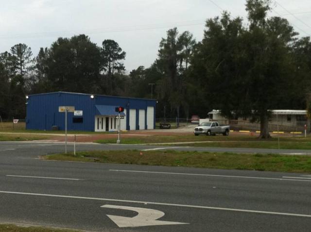Commercial Property  Signalized Intersection