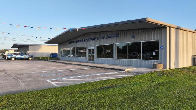 10,800 SF Retail/Warehouse on 3.12 Acres, LCC