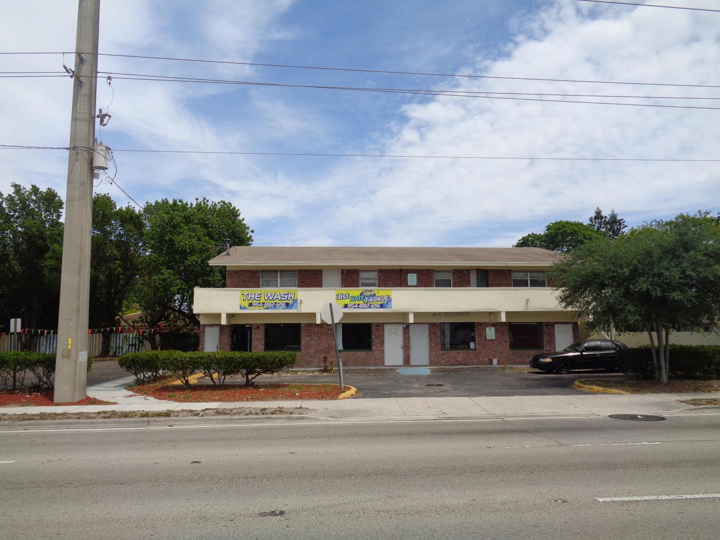 For Sale Retail/Residential 4,560 SF