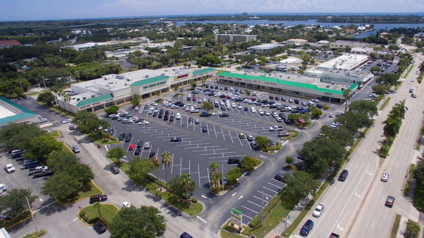 Vero Plaza Shopping Center