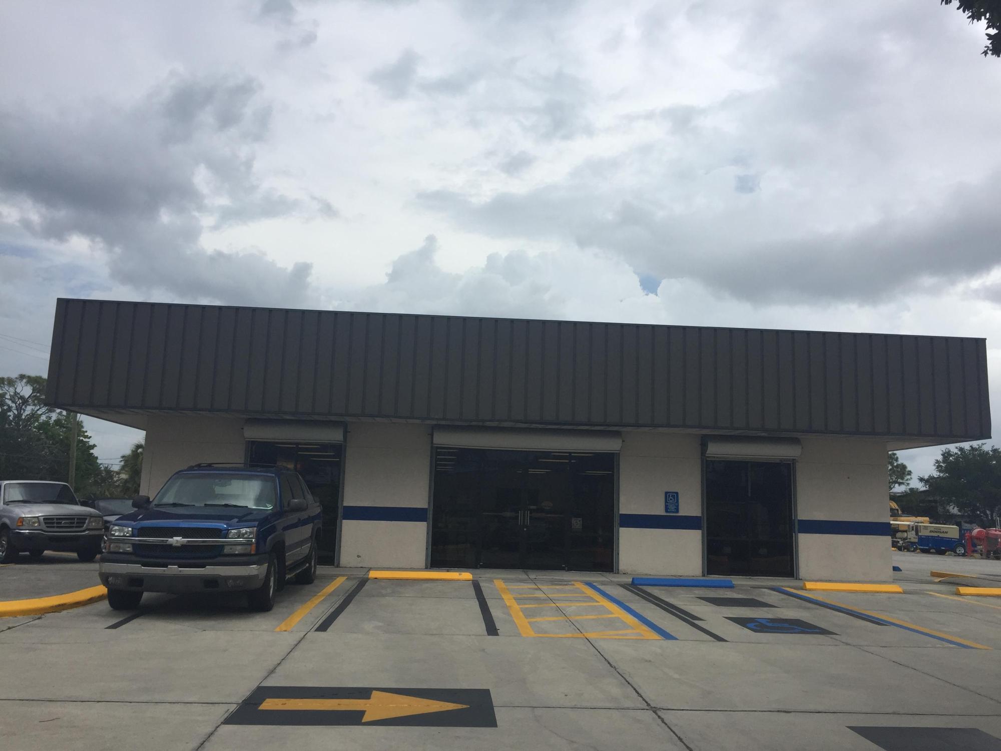 557 Industrial Blvd