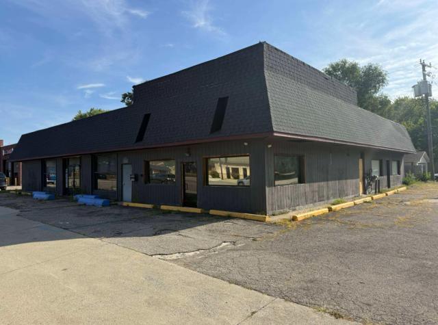 Madison Heights - Freestanding Ind./Retail