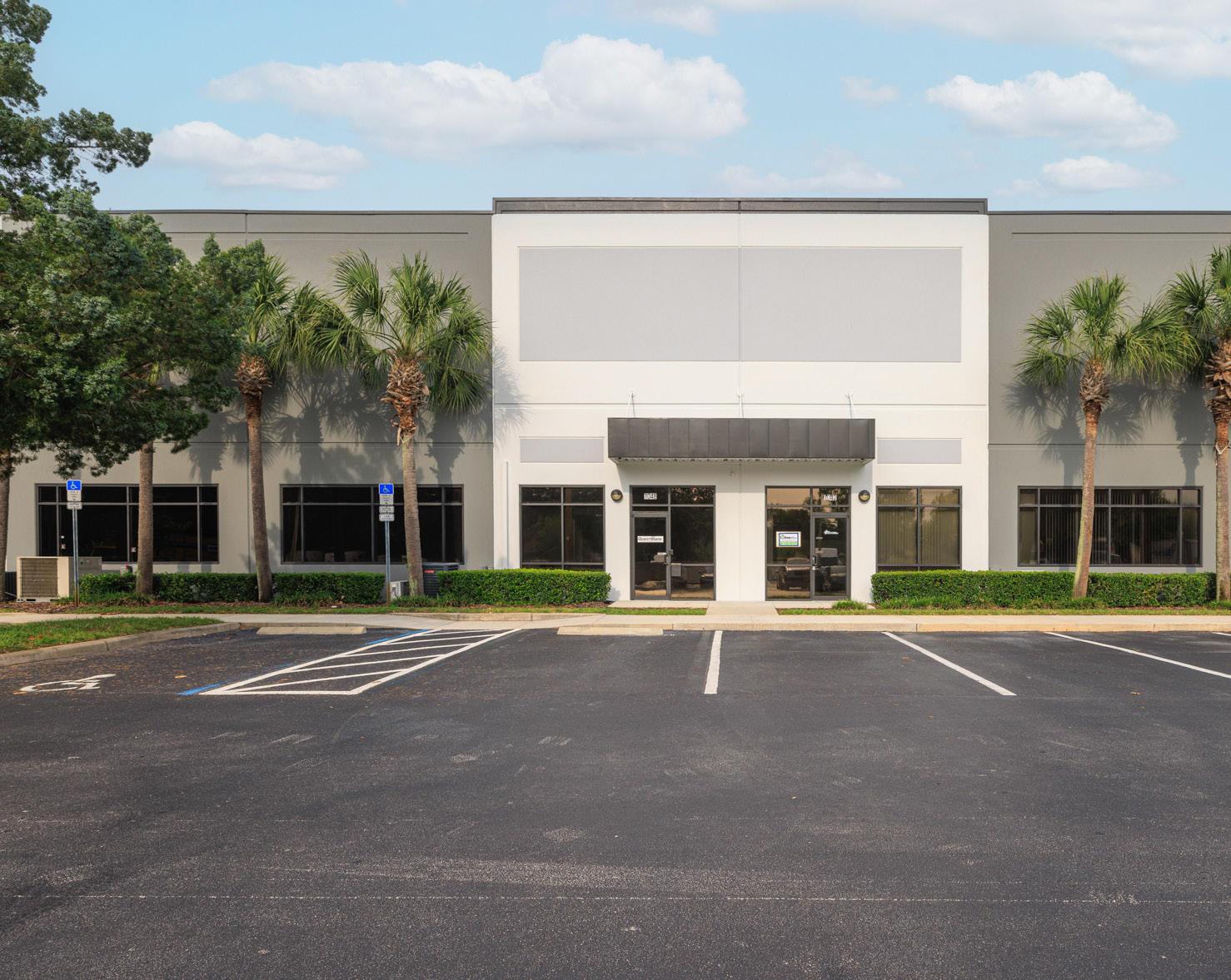 Monroe Commercenter
