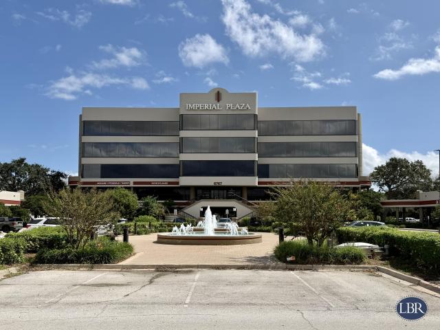 Imperial Plaza