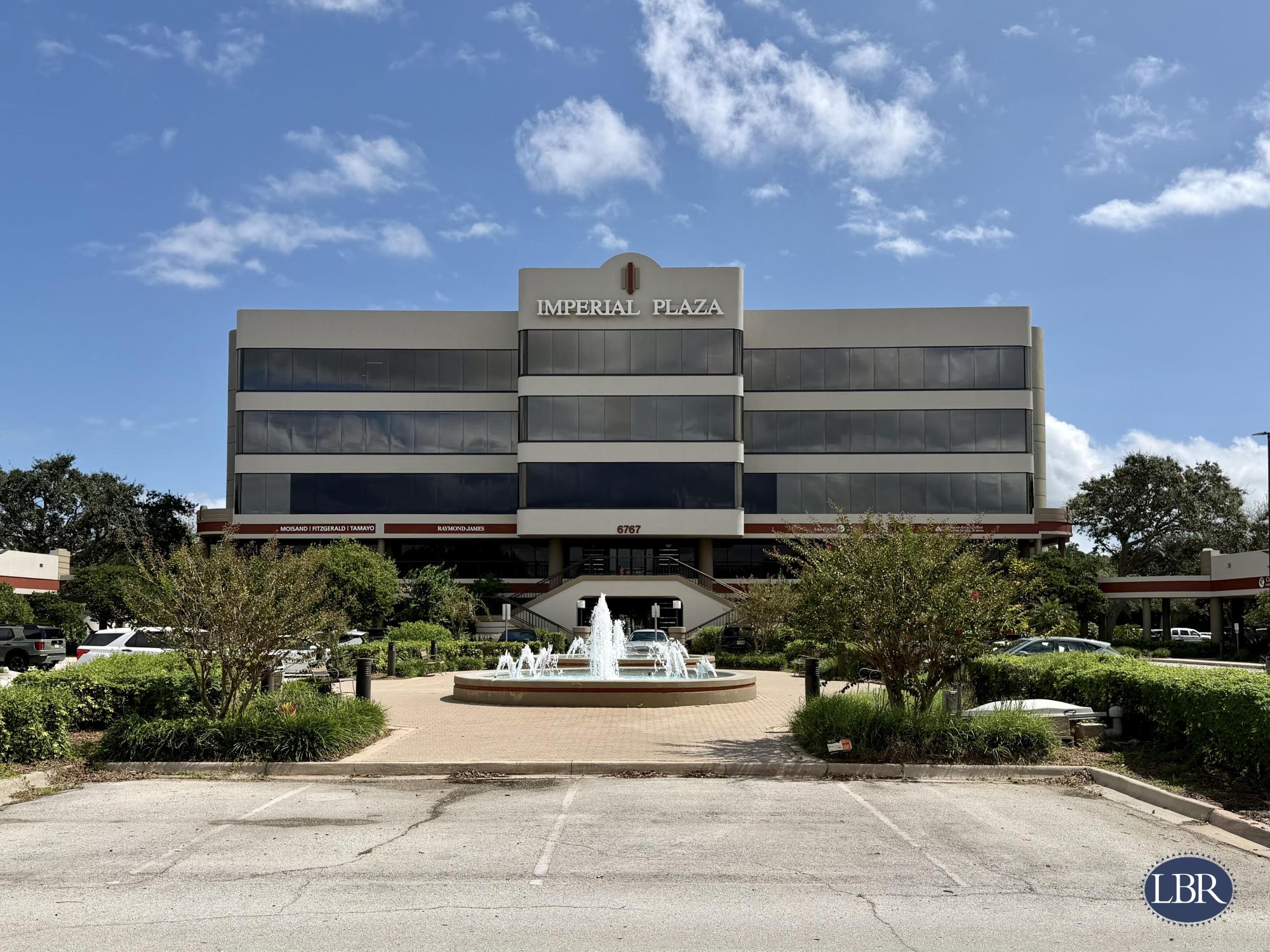 Imperial Plaza
