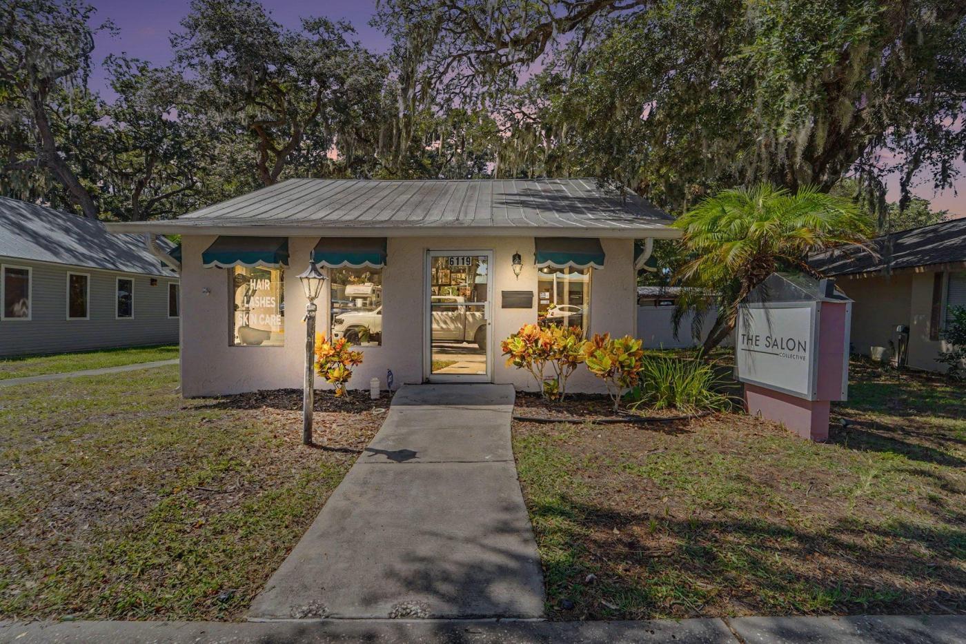 Free Standing Commercial Building
