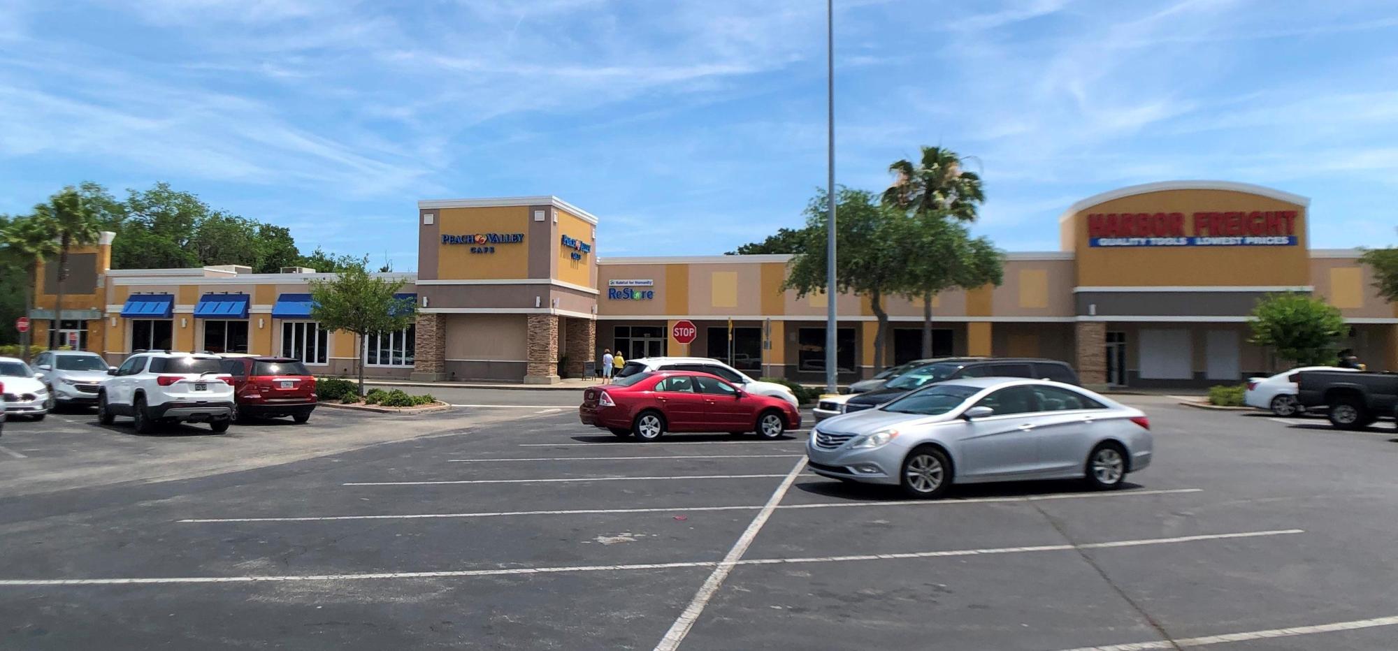 Former Restaurant For Lease