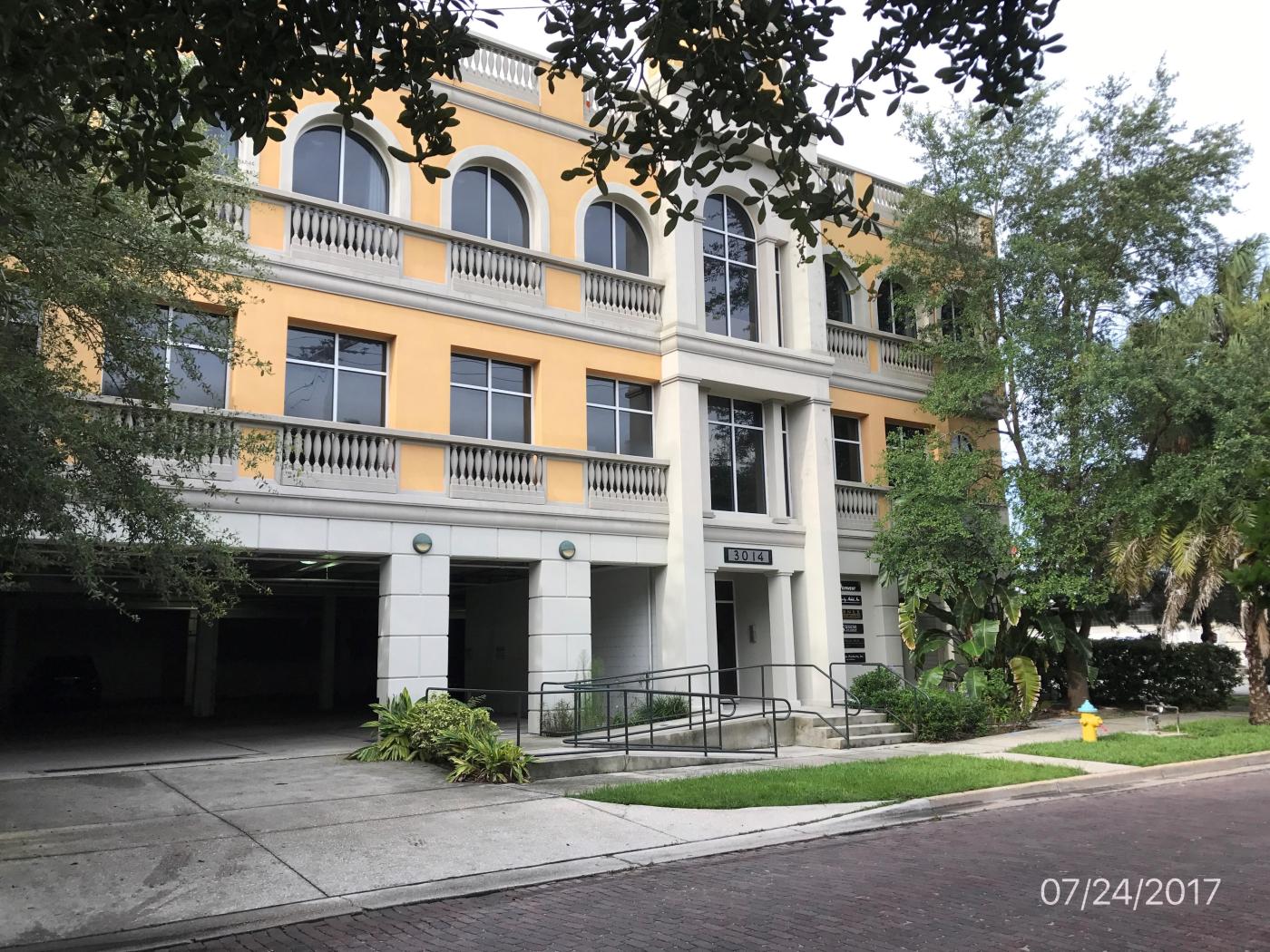 Palmira Ave Office Condos
