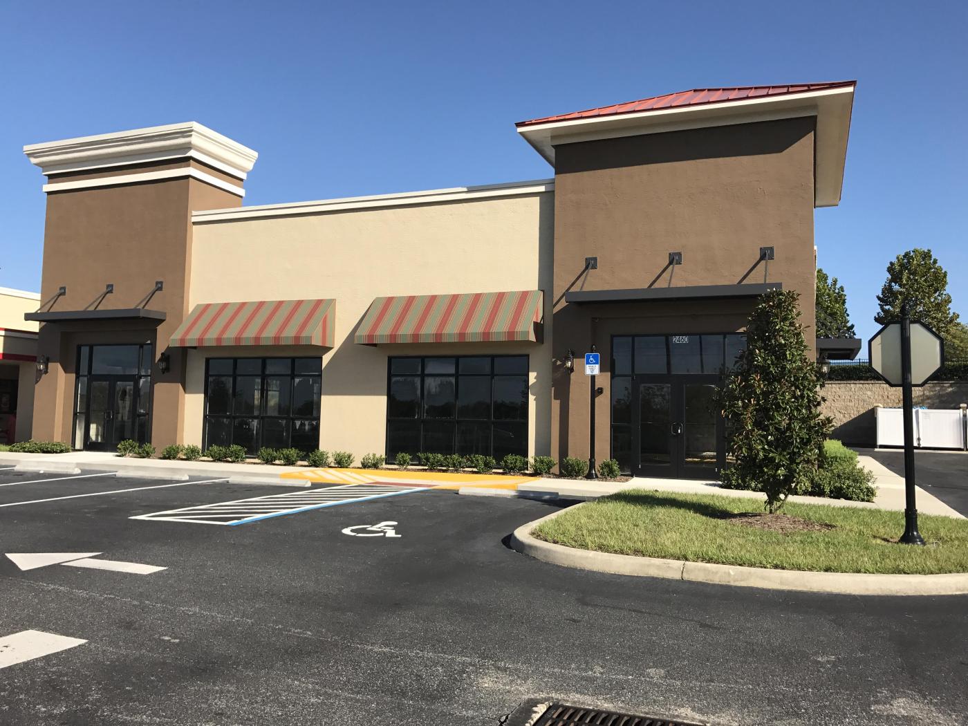 4000/sf Fully Leased Eye Clinic Pad I