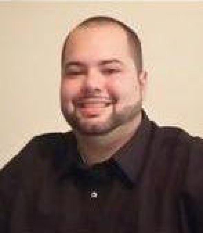 Jonathan Lluberes