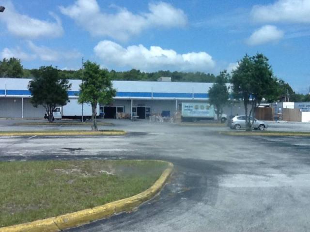 51,660-SF Retail Showroom/Warehouse - DeLand