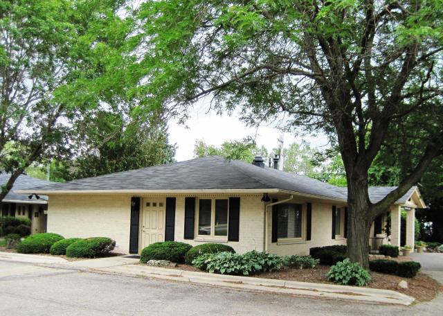 Medical/Office Bldg. For Sale