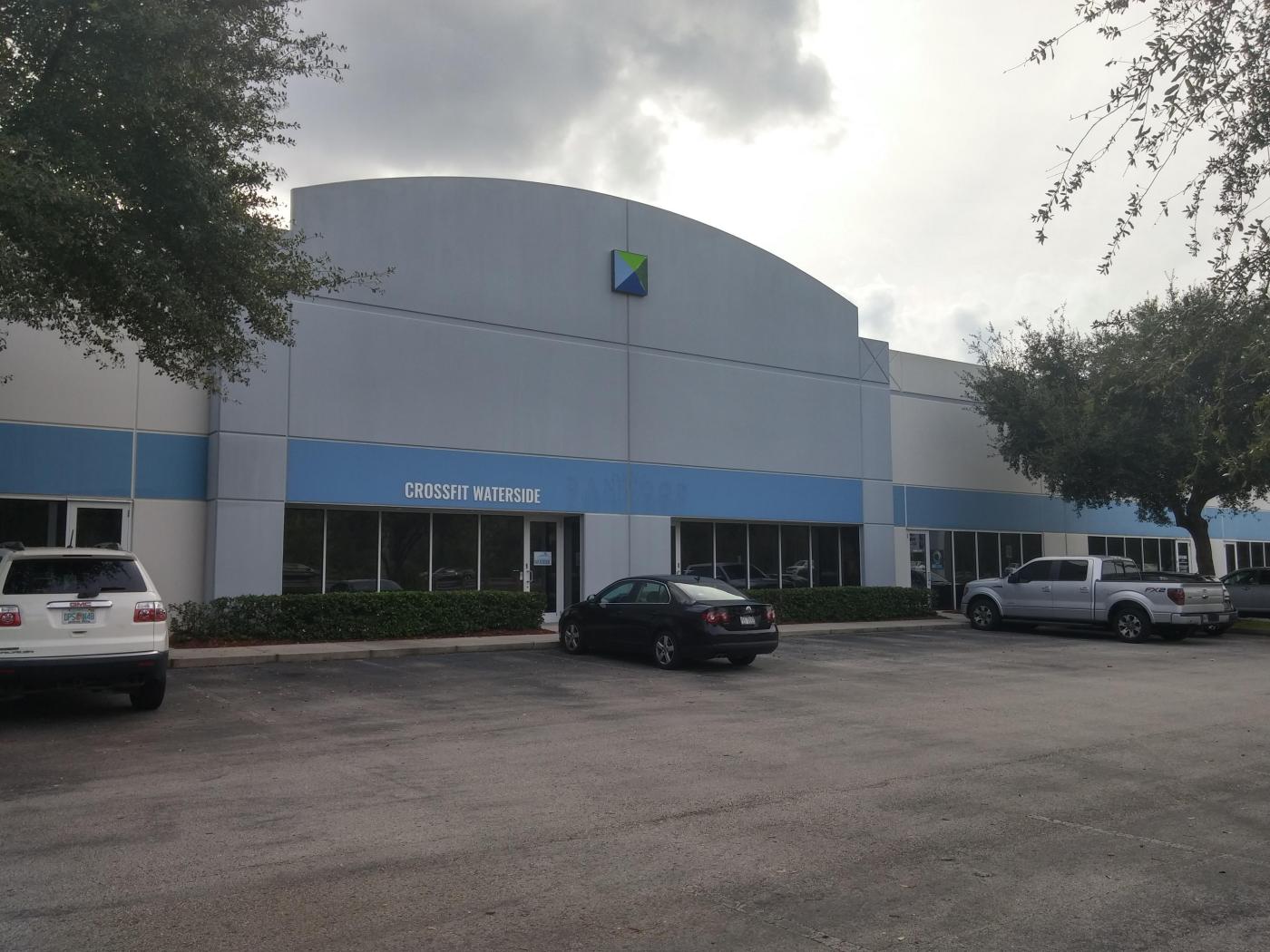 Warehouse/Flex Hwy Frontge - PENDING CONTRACT