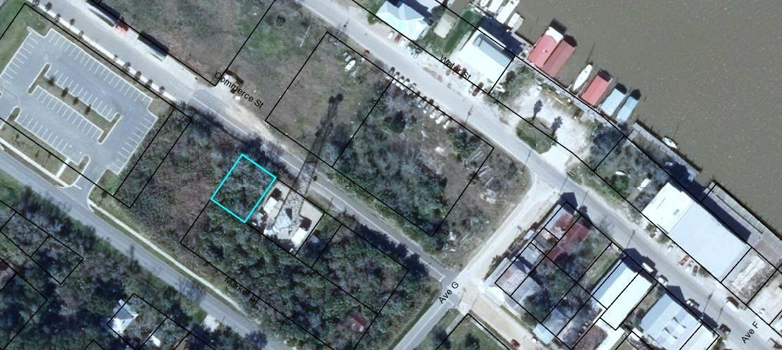 Downtown Apalachicola Commercial Site
