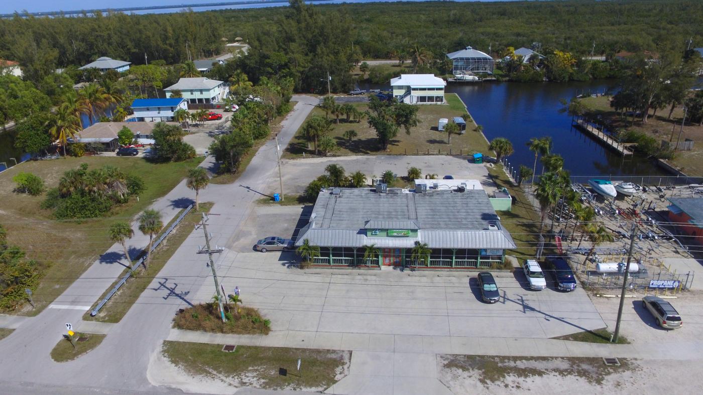 Froggy's Bar & Restaurant