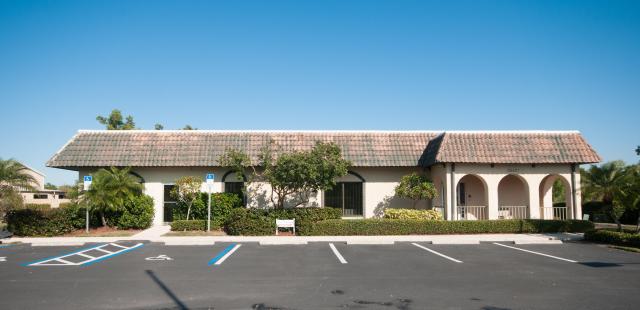 Free Standing Commercial Building