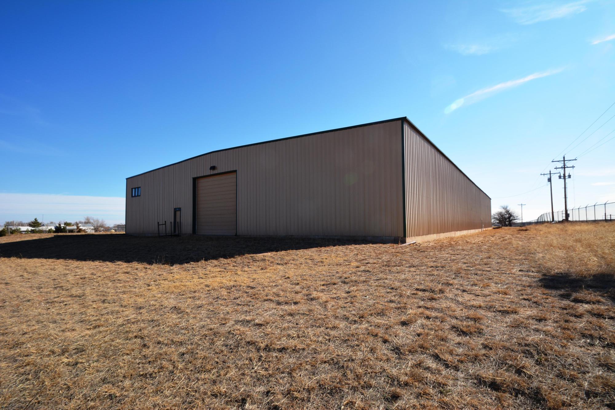 902 S Hwy 83 Frontage Rd