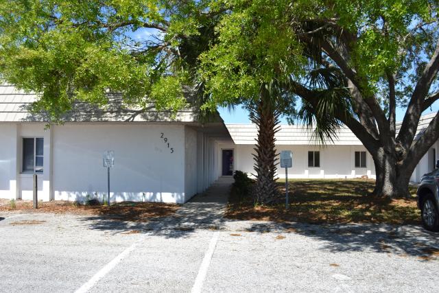 2915 Parkway Street in Lakeland, Florida