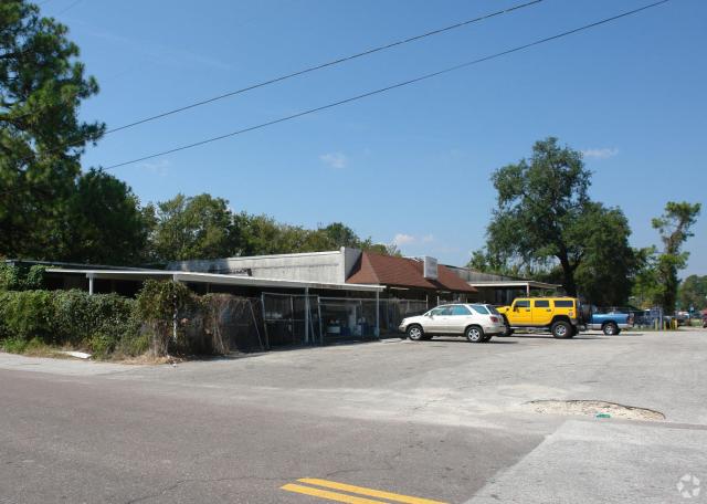 Flex Space - Building & Land For Sale