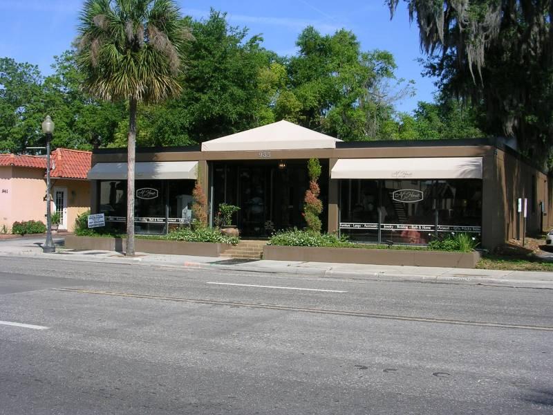 High Traffic Retail/Showroom/Office Building