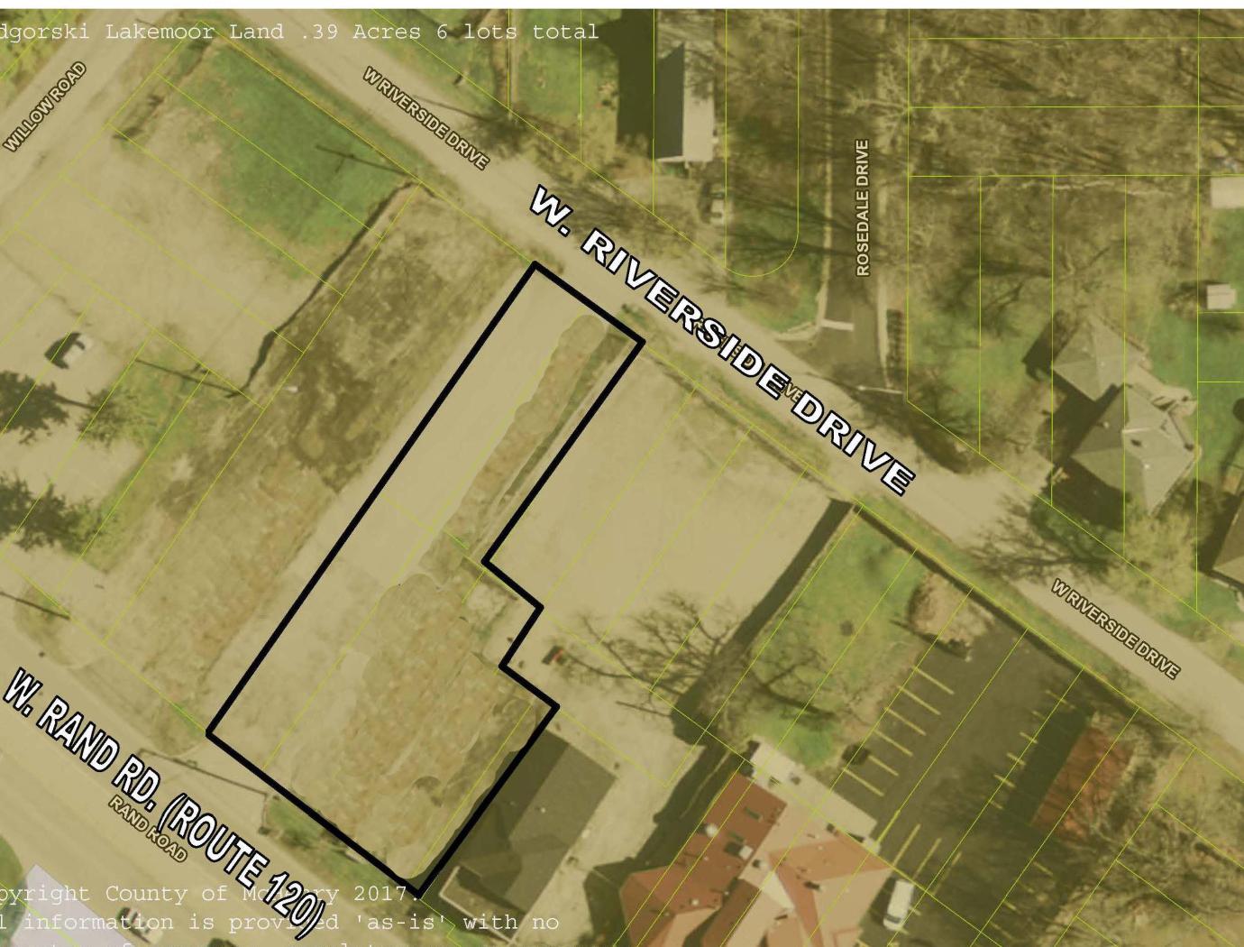 .39 Acre Lakemoor