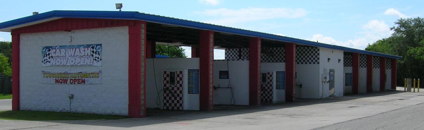 Kissimmee Car Wash Facility with Real Estate