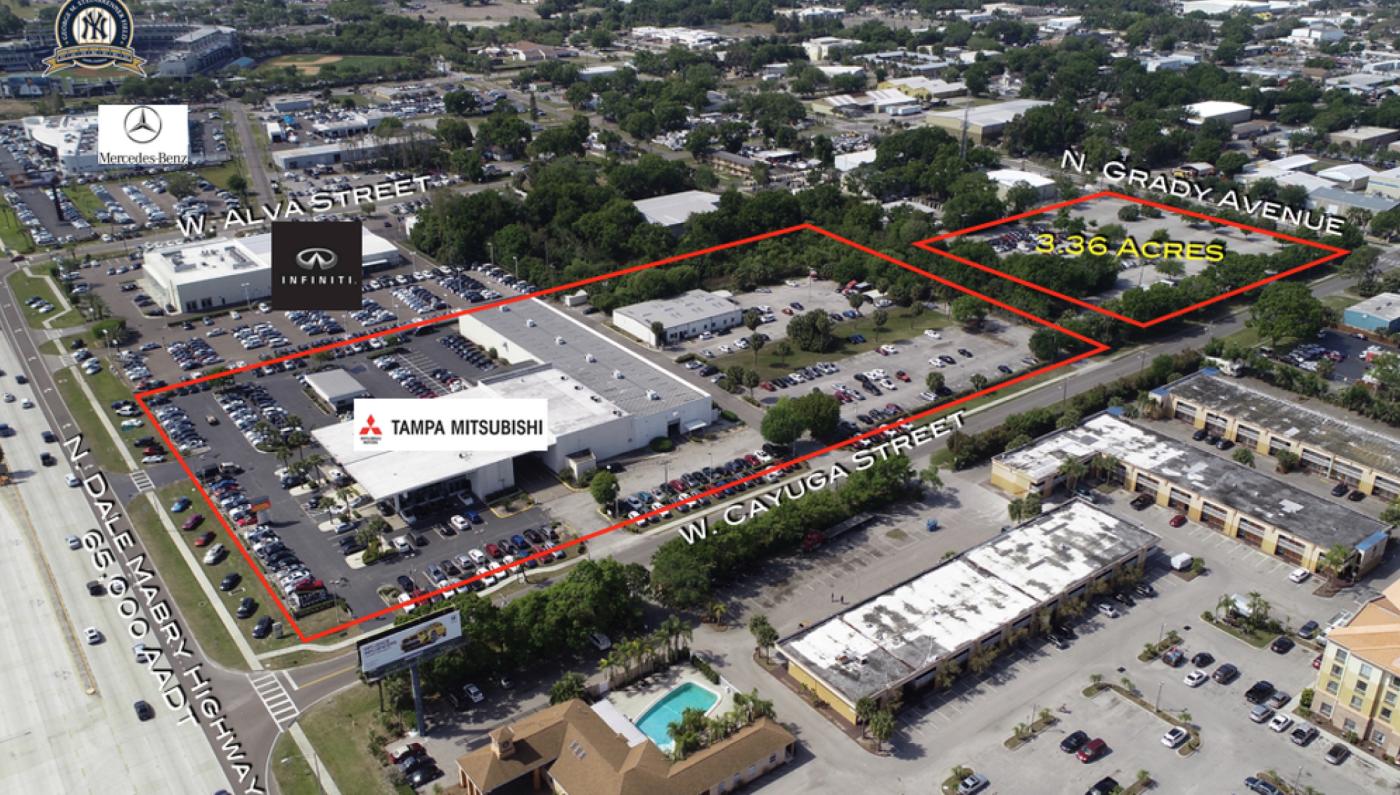 10.02+- ac Dale Mabry Car Dealership