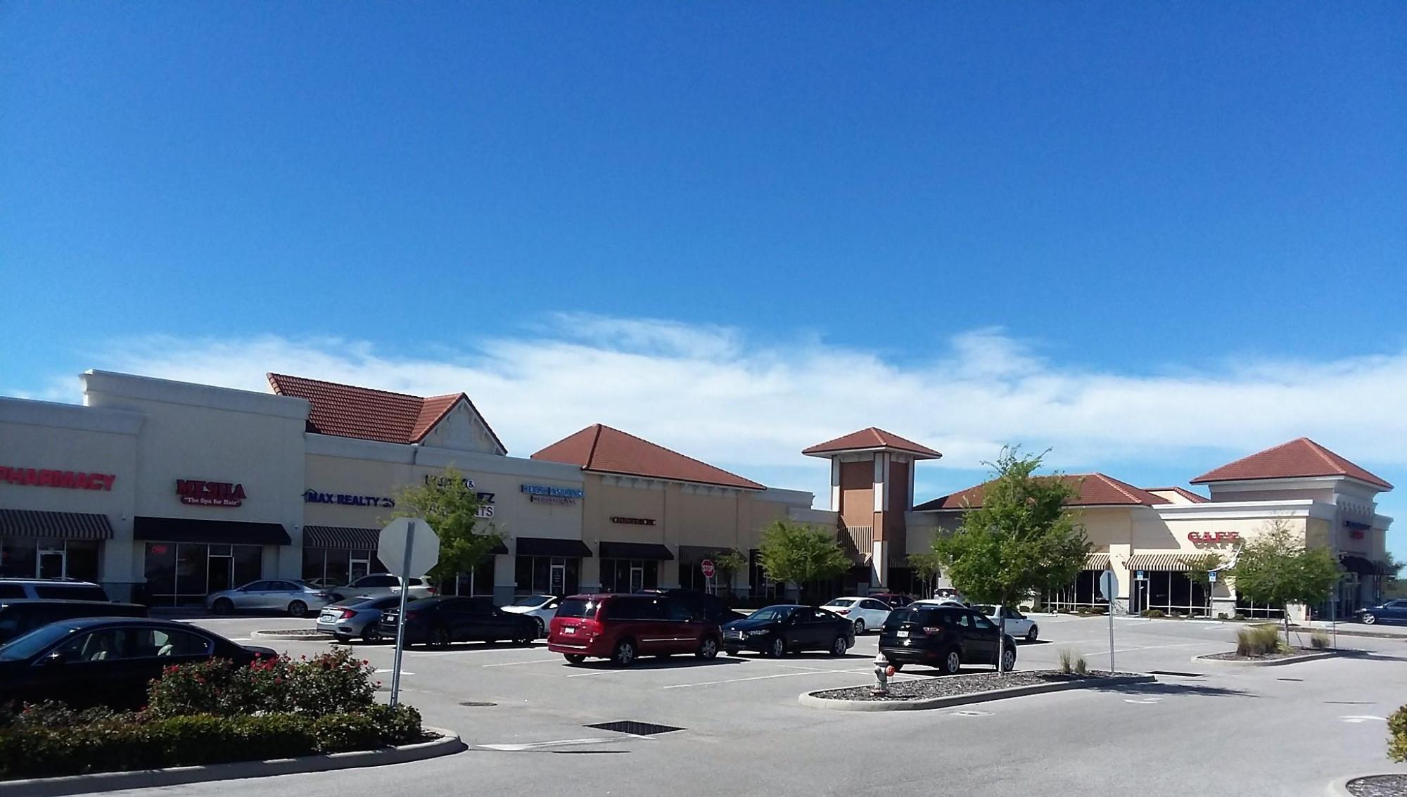 RidgeCrest Plaza