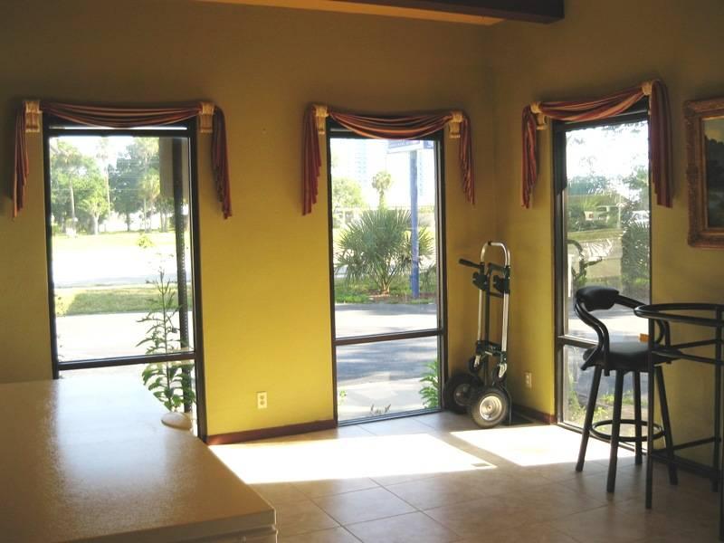 Freestanding Building - Daytona Beach