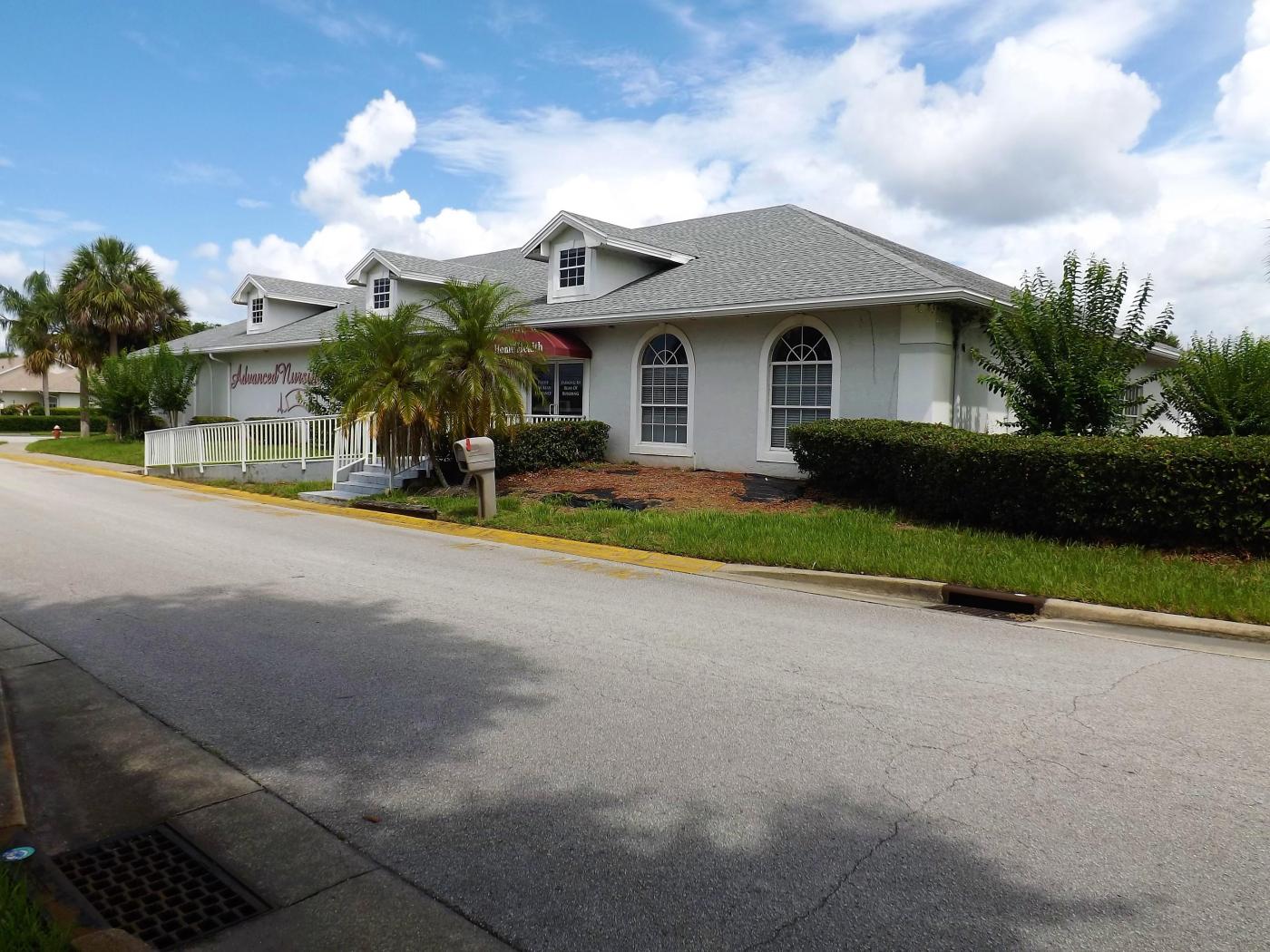 6,050 SF Bldg Tavares