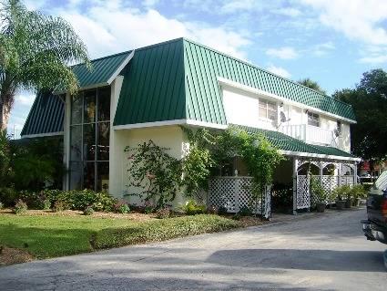 ARTISTIC FLORIST BUILDING