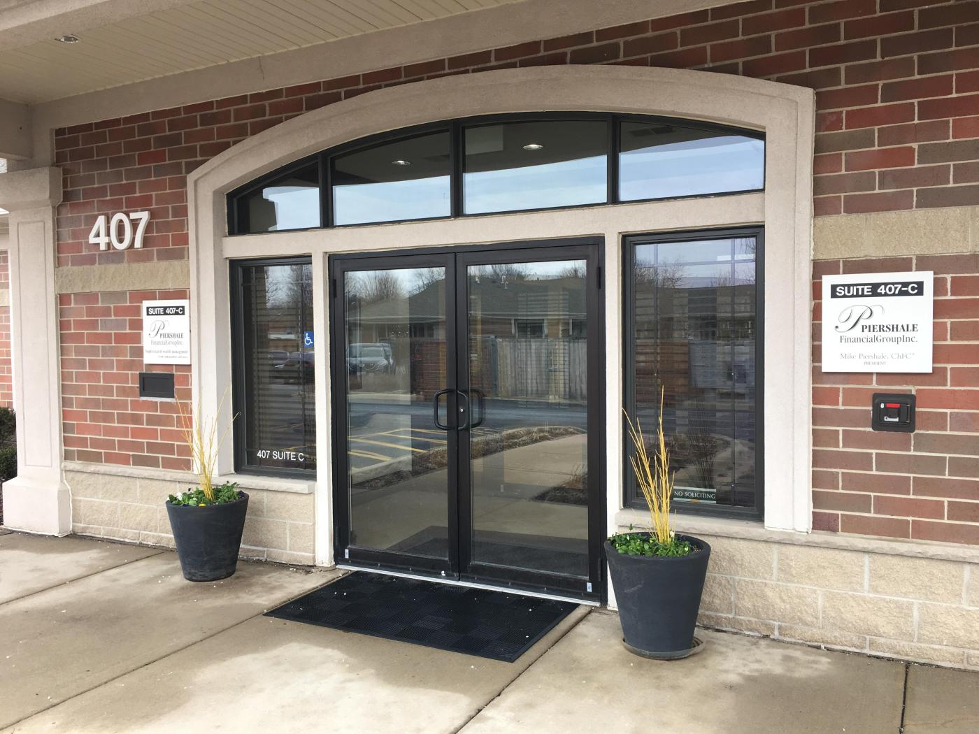 Furnished Professional Office in Crystal Lake
