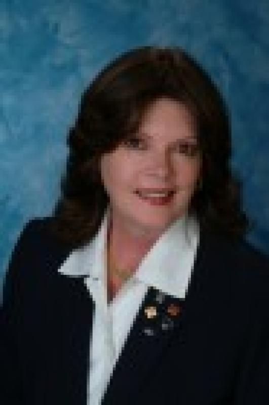 Ana Raquel Alvelo, CCIM, GRI