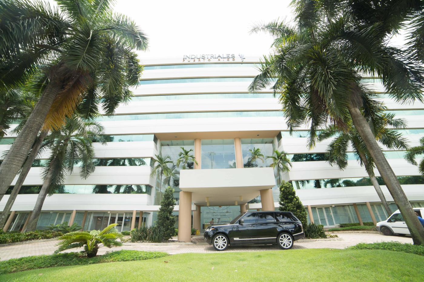 Guaynabo Penthouse Office Suite FOR SALE