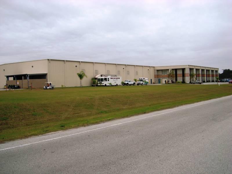 62,200 SF Industrial Bldg / 23 AC off SR 44
