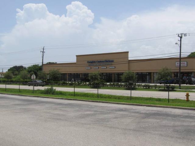 Aurora Rd. Retail/Office/Storage