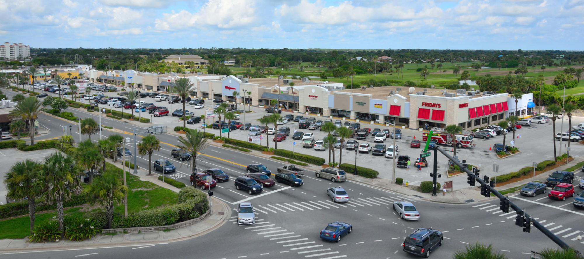 Dominant Beachside Luxury Retail Center