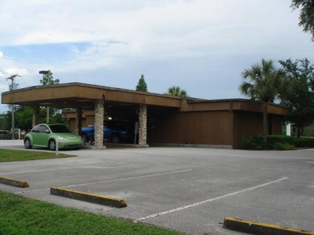 Professional/Retail Building