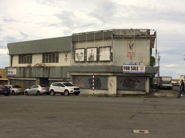Corner Lot Commercial Bldg Puerto Nuevo