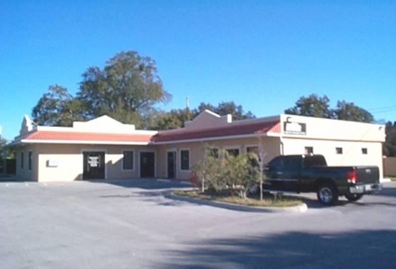 Free-Standing Retail/Office Building