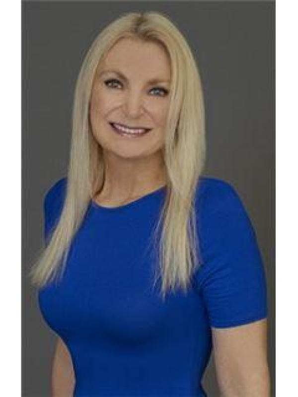 Lynne Adams