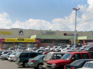 Plaza del Carmen Mall