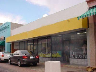 32 Comercio Street